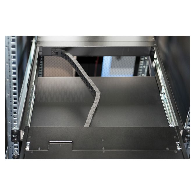 Modularna HD LCD KVM konzola Digitus z 19-palčnim TFT zaslonom, 16-portnim HDMI KVM priključkom, sledilno ploščico in nemško razporeditvijo tipkovnice 6
