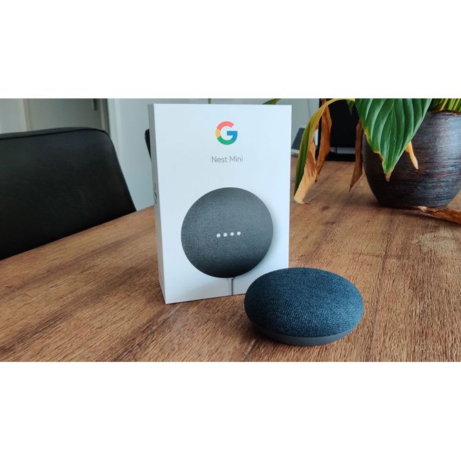 Pametni hišni asistent Google Nest Mini GA00781, zvočnik, temno siv 3