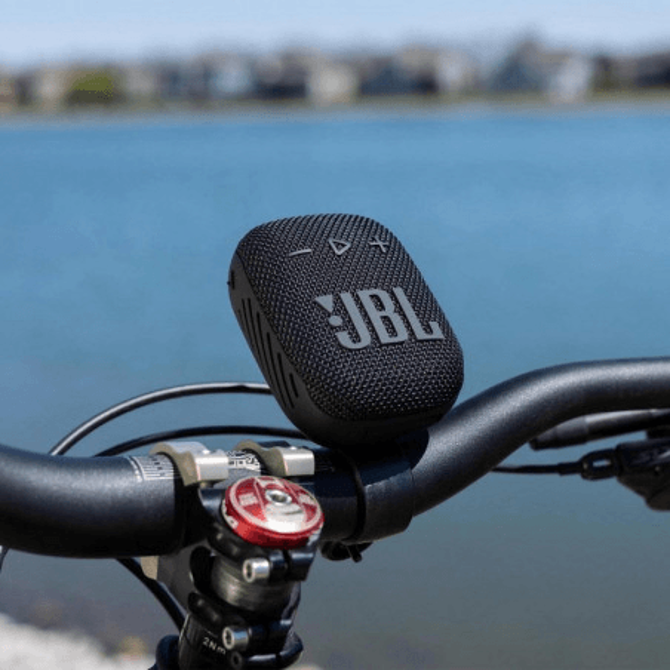 JBL Wind 3S originalni prenosni bluetooth zvočnik za skiro, kolo ali motor - črn 2