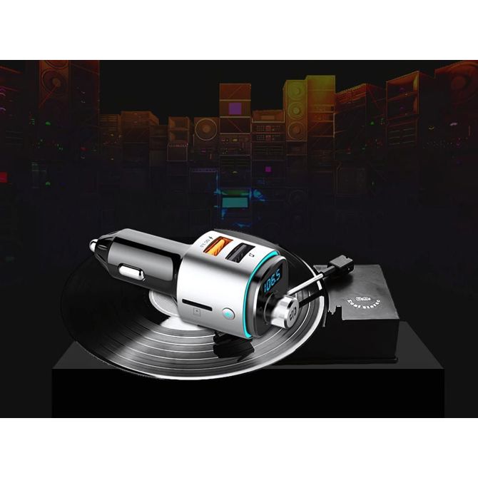 LED RGB bluetooth FM oddajnik in avto polnilec 2x USB 12V-24V 4