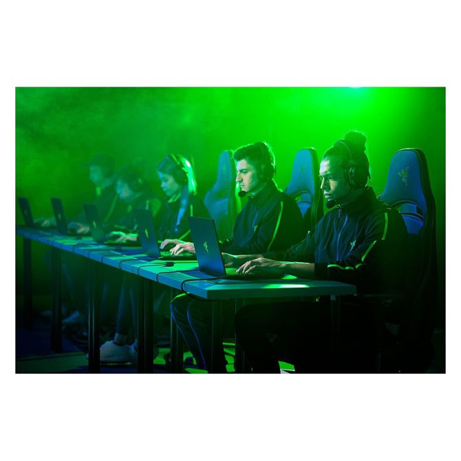 Brezžične slušalke Razer BlackShark V2 Pro v črni barvi 6