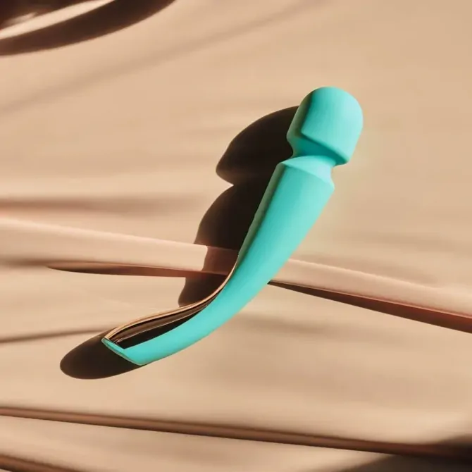 MASAŽER LELO Smart Wand 2 Medium Ocean Blue 2