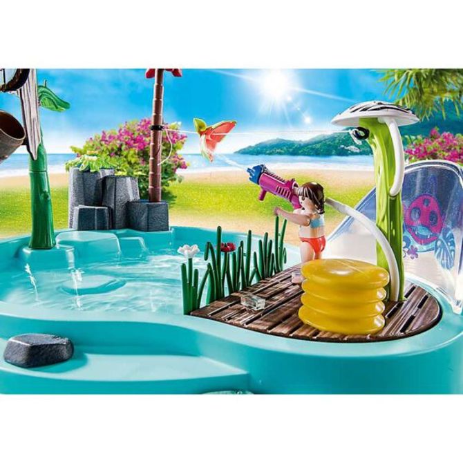 PLAYMOBIL® Family Fun - Zabaven bazen z brizganjem vode (70610) 3