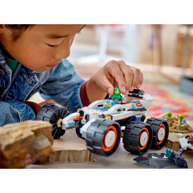 Kocke Lego® City: Raziskovalni rover in vesoljsko življenje (60431) 6