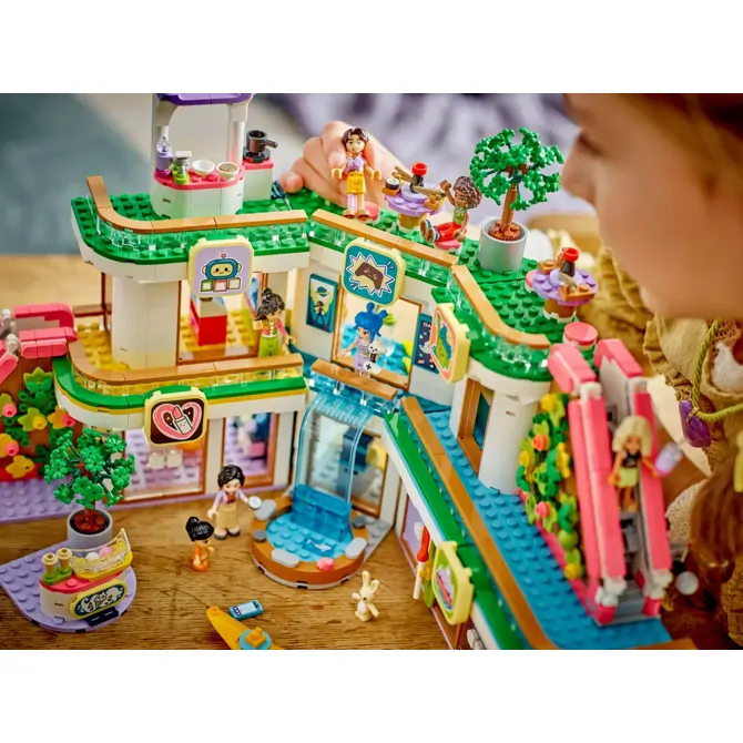 Kocke Lego® Friends Nakupovalni center Heartlake Cityja (42604) 4