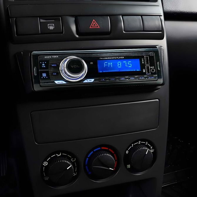 1DIN 12V LCD FM avtoradio 4x55W 2x USB Bluetooth SD + daljinec RENEW FORCE 2