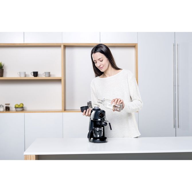 Kavni aparat Black&Decker BXCO800E