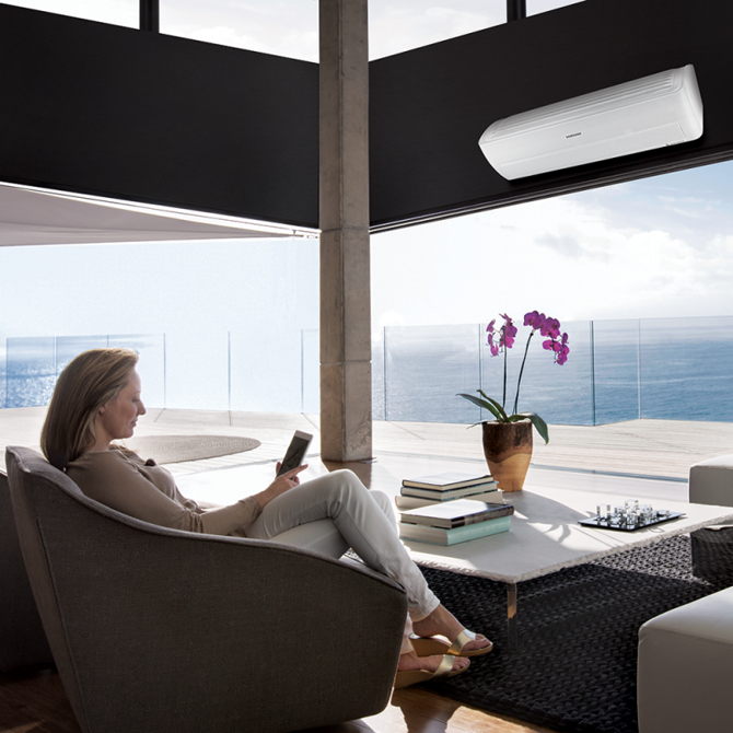 Klima z montažo Samsung WindFree AR12RXWXCWKNEU Wi-Fi 4