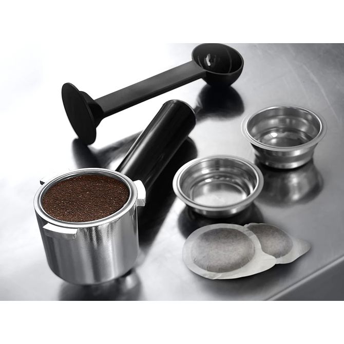 Kavni aparat De'Longhi EC 685.W 3