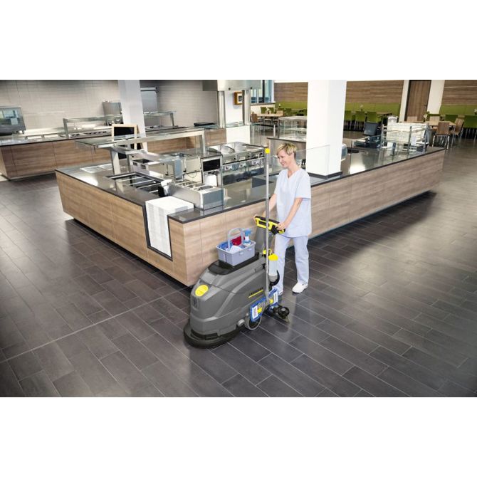 Čistilno sesalni stroj j Karcher PROFI BD 43/25C Classic Bp 80Ah Li 6