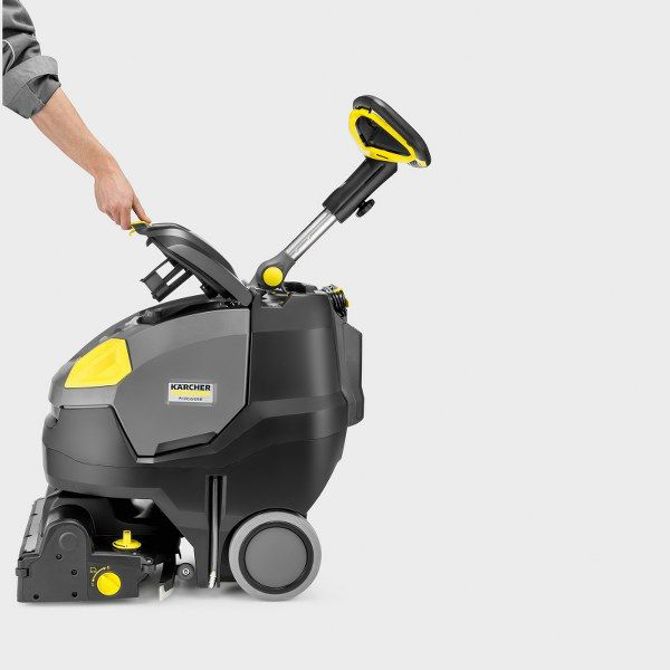 Čistilno-sesalni stroj Karcher Professional BR 45/22 C Bp Pack Li 2