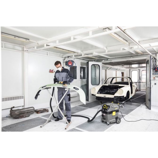 Mokro-suhi sesalnik Karcher Professional NT 30/1 Tact Te Basic M, 30 L posoda, 1380 W moč, razred prahu M 3