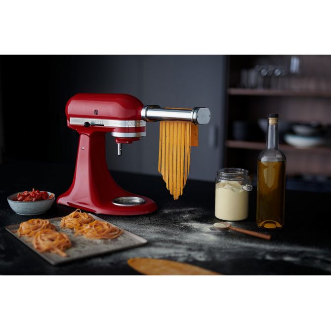 Kuhinjski robot Kitchenaid Artisan 5KSM150PSEMC 300 W, 4,8 L, nerjaveče jeklo, rdeča barva 4