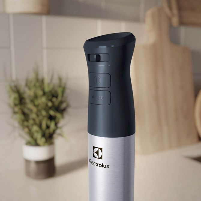 Palični mešalnik Electrolux E5HB1-6SS 4