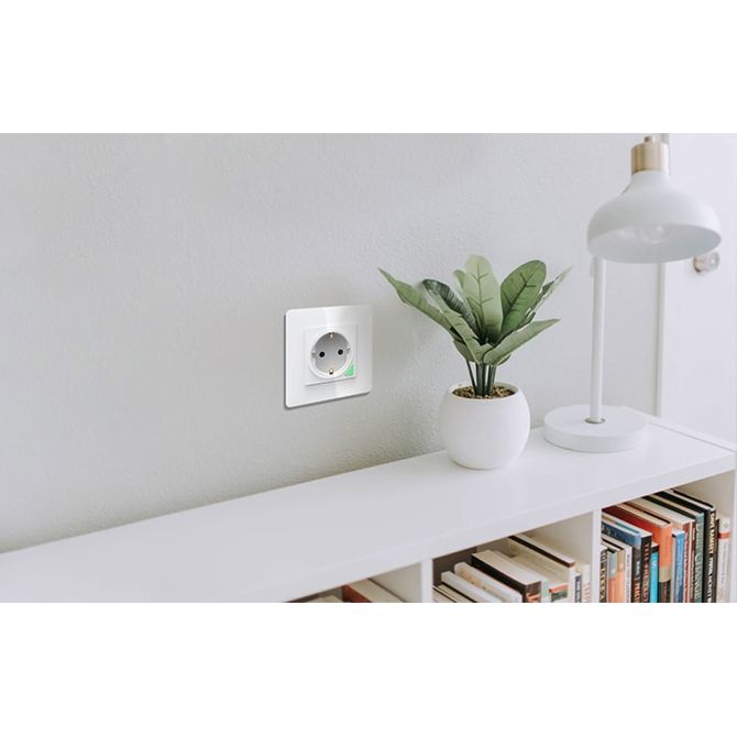 Pametna WiFi stenska vtičnica 16A TUYA bela Alexa Google Assistant 4