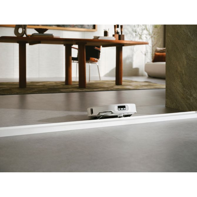 Robotski sesalnik Roborock Qrevo Curv 2 ProX 25.000 Pa, 5200 mAh, mokro/kemično čiščenje, dvojni sistem proti zapletanju, večnamenska priklopna postaja 3.0 Hygiene+ 4