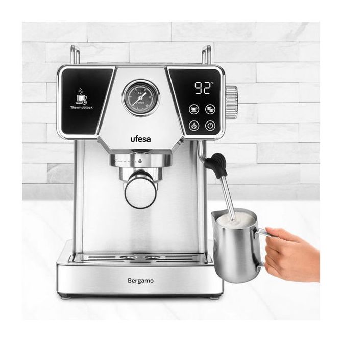 Ufesa UFESA Bergamo espresso aparat za mleti kavni prah, 20 barov pritiska, z manometrom, Thermoblock ogrevanjem in penilcem mleka 4