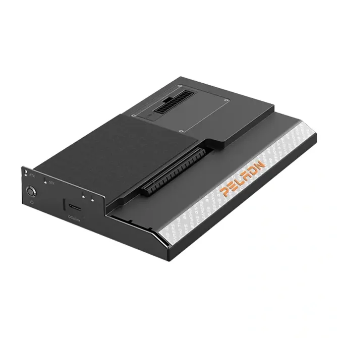 Priklopna postaja Peladn S-2 Oculink