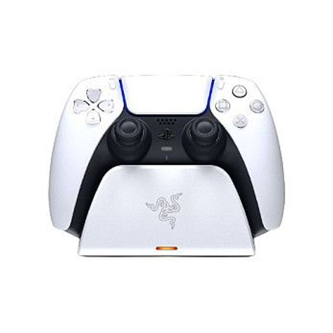Polnilna postaja Razer Fast Charging Station bele barve za brezžični igralni plošček PS5™ DualSense™