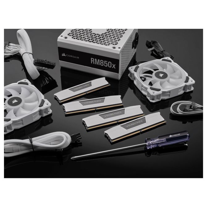 RAM Corsair 32 GB DIMM 5200 (2x 16 GB) dvojni komplet (CMK32GX5M2B5200C40W. Vengeance. INTEL XMP) 4