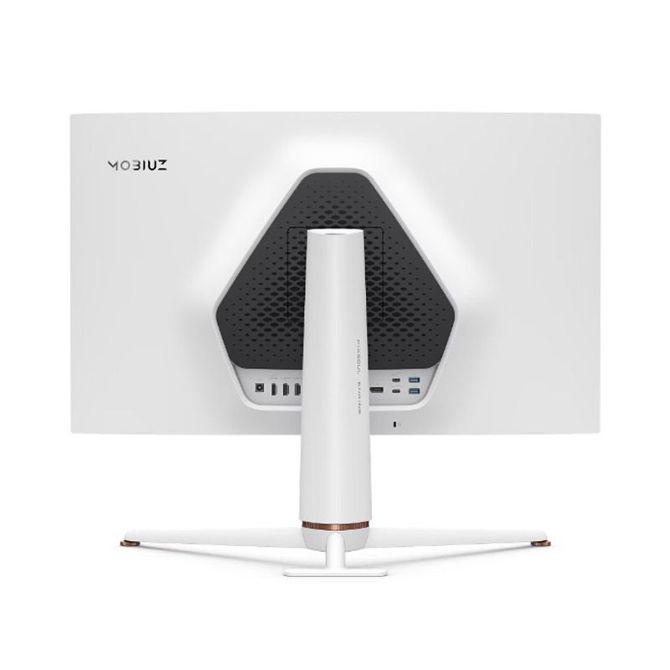 Monitor BENQ EX321UX 80cm (31,5) 4K IPS 144Hz DP/HDMI/USB-C FreeSync zvočniki gaming 3