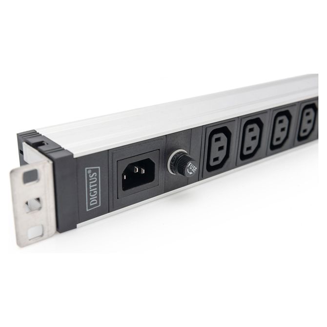 Aluminijasta razdelilna palica PDU 1U DIGITUS 10A 230VAC 50/60Hz 9x C13 3