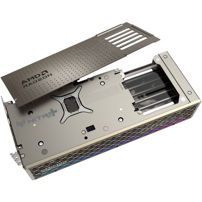 Grafična kartica Sapphire Radeon RX 9070 Nitro+ Gaming OC (siva, RDNA4, GDDR6, 3x DisplayPort, 1x HDMI) 5