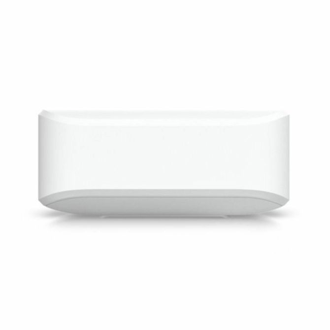 Koncentrator in stikalo Ubiquiti UniFi Ultra 60W 8x GbE PoE+, 7x PoE+ izhodov, L2, upravljanje prek UniFi Network, možnost AC ali PoE++ napajanja 5