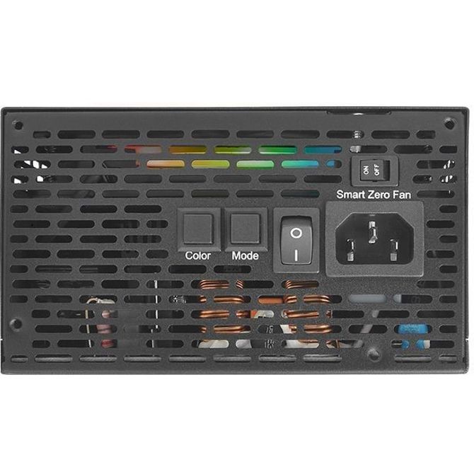 Napajalnik za računalnik Thermaltake Toughpower GF1 ARGB 750W  (črn, 4x PCIe, upravljanje kablov, 750 W) 3