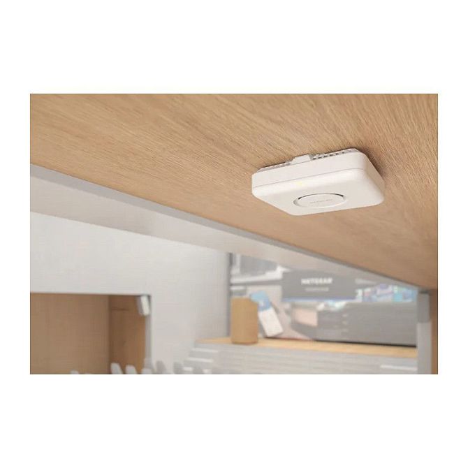 NETGEAR Insight WBE710 - dostopna točka - tripasovna, PoE, 2,5G - Wi-Fi 7 - Wi-Fi 7 - 2,4 GHz, 5 GHz, 6 GHz - montaža na stensko/ploščo 3