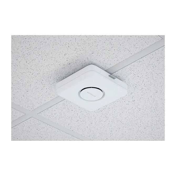NETGEAR Insight WBE710 - dostopna točka - tripasovna, PoE, 2,5G - Wi-Fi 7 - Wi-Fi 7 - 2,4 GHz, 5 GHz, 6 GHz - montaža na stensko/ploščo 4
