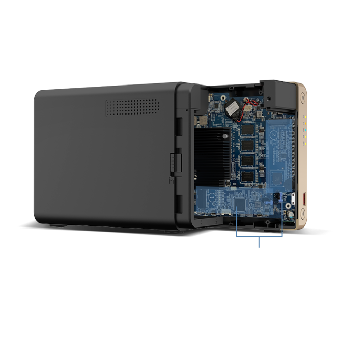 QNAP NAS strežnik za 2 diskA, 8GB ram, 2,5GbE mreža 3