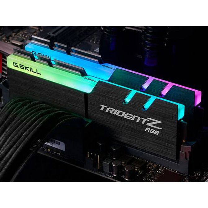 RAM DDR4 32GB Kit (2x 16GB) PC4-25600 3200MT/s CL16 1.35V, G.SKILL Trident Z RGB 3
