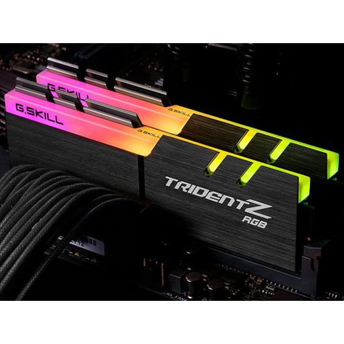 RAM DDR4 32GB Kit (2x 16GB) PC4-25600 3200MT/s CL16 1.35V, G.SKILL Trident Z RGB 5