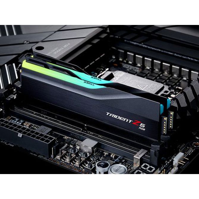 RAM DDR5 32GB Kit (2x 16GB) PC5-48000 6000MT/s, CL36, 1.35V, G.SKILL Trident Z5 RGB 6