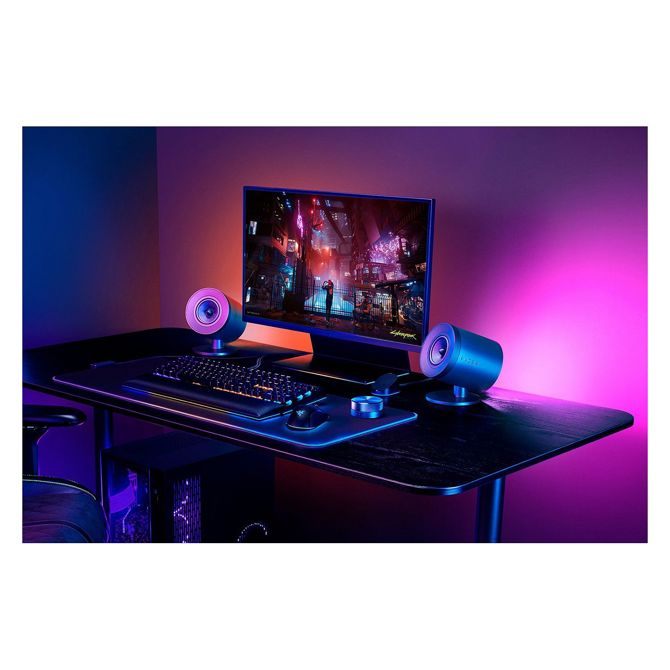 Računalniški zvočnik Razer Nommo V2 Pro 2.1, polnofrekvenčni, Bluetooth 5.3, osvetlitev ozadja, USB-C 4