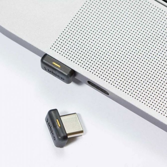 YubiKey 5C Nano USB-C 4