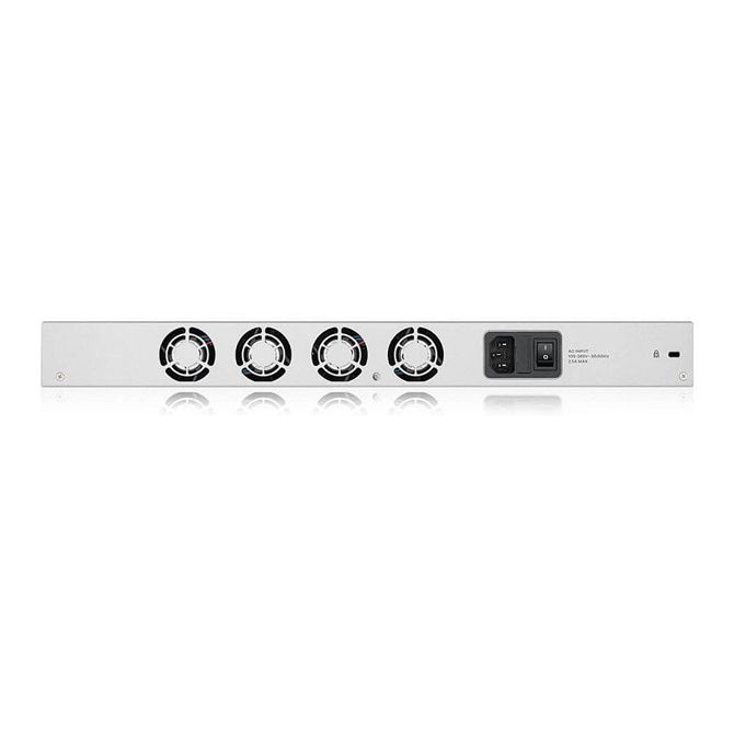 Z Zyxel Firewall ATP700 vklj. 1-letni varnostni paket GOLD 3