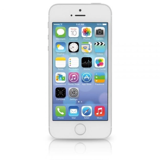 Pametni telefon APPLE iPhone 5S 16GB Srebrn / Bel 4,0 / 640x1136 / A7 / 1GB / 16GB / iOS 7