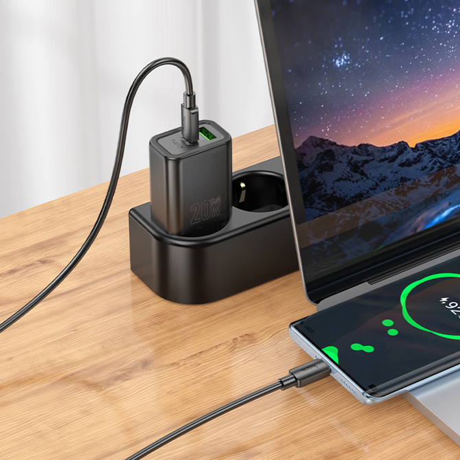 Hoco polnilec N61 GaN PD 20W USB-A, Type C s kablom Type C na Type C za Samsung - črn 3