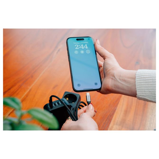 Podatkovni kabel Verbatim Sync & Charge USB-C na USB-C, 60W, hitro polnjenje, najlonski, 1,2 m 4