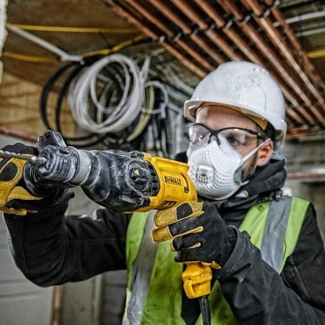 udarni vrtalnik sds plus 2J Dewalt D25033K + kovček 3