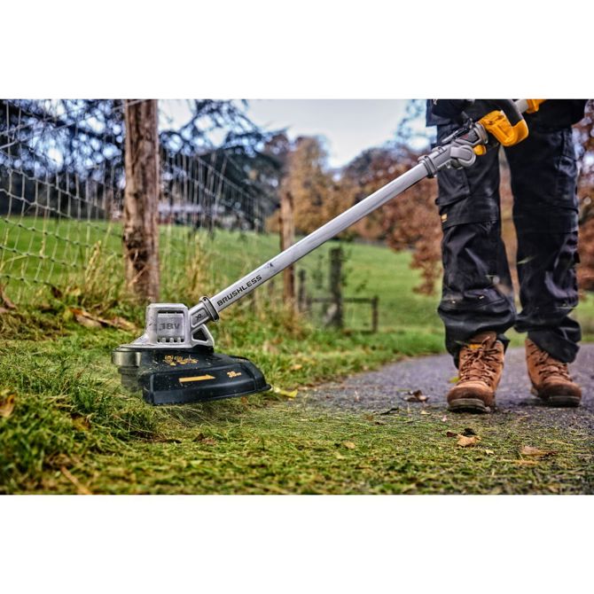 Akumulatorska kosilnica z nitjo Black & Decker DCMST561N 18V, zložljiva gred, širina reza 36 cm, Quickload sistem, brez baterije 3