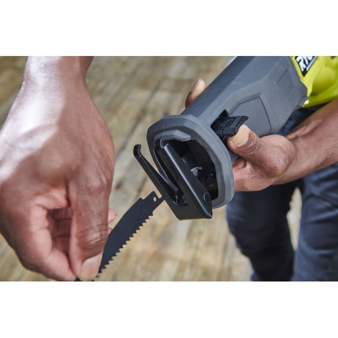 Akumulatorska žaga Ryobi RRS18BL-0 brezkrtačni motor, 18 V, LED luč, nastavljiva hitrost, GripZone ročaj, brez baterije in polnilnika 2