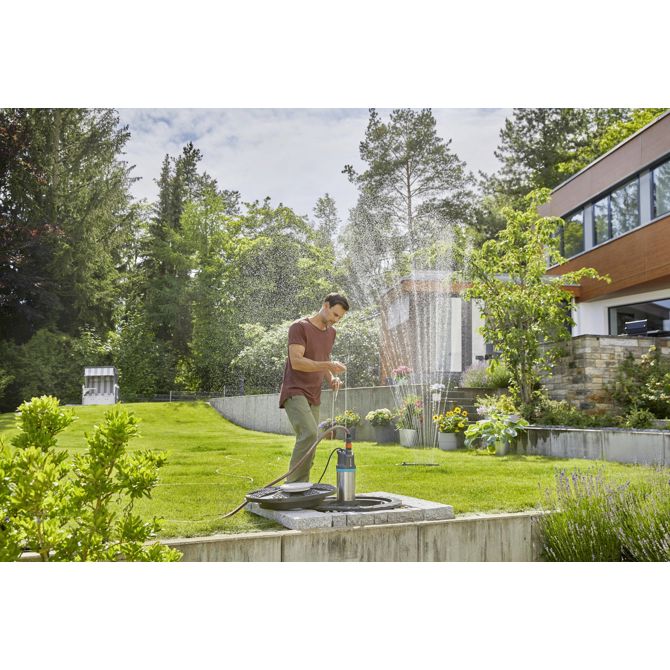 Avtomatska potopno/tlačna črpalka Gardena 6100/5, 1100 W, črna/nerjaveče jeklo (01773-20) 3