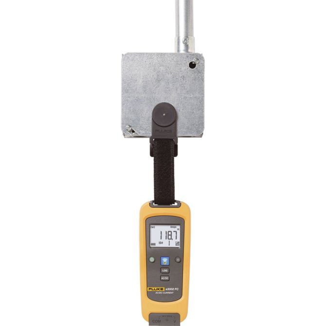 Ročni digitalni multimeter (tokovne klešče) Fluke FLK-a3002 FC, kalibracija narejena po: delovnih standardih, zapisovalnik podatkov 4